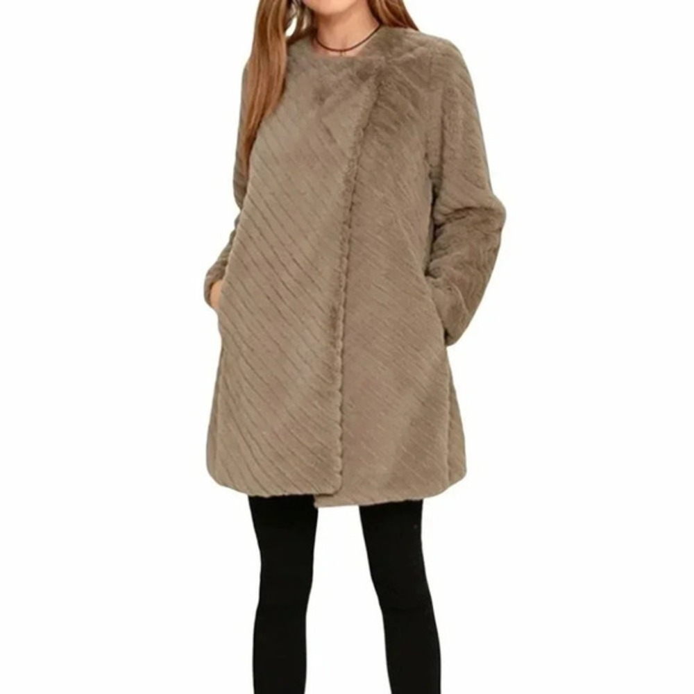 BB‎ Dakota Winsford XS Taupe Faux Fur Coat